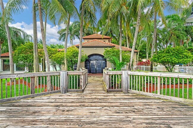 Building Photo - 13774 SW 124th Avenue Rd