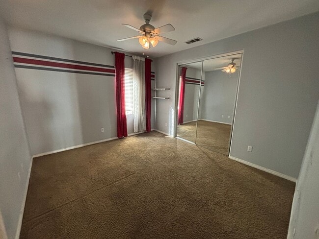 Building Photo - Short Term Lease - Grand 4-Bedroom Home with Entertainer's Yard in Gated River Village!