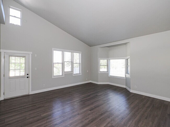 Building Photo - 408 E 775 N