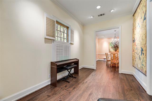 Building Photo - 1418 Yakimo Dr