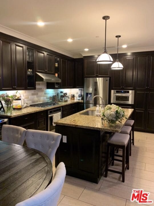 Building Photo - 51 Ivory Petal