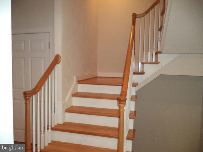 Building Photo - 6812 Rigby Ln