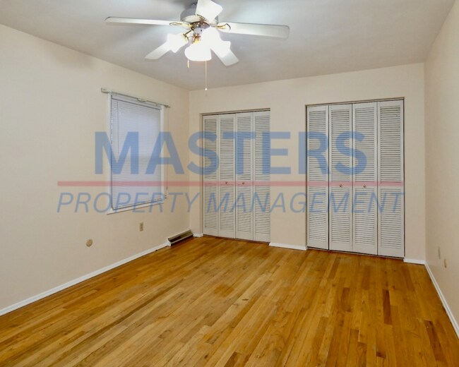 Building Photo - 532 Dussel Dr