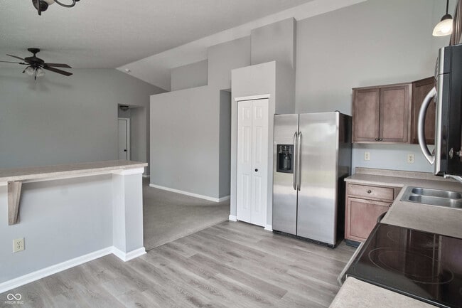 Building Photo - 12983 Quarterback Ln