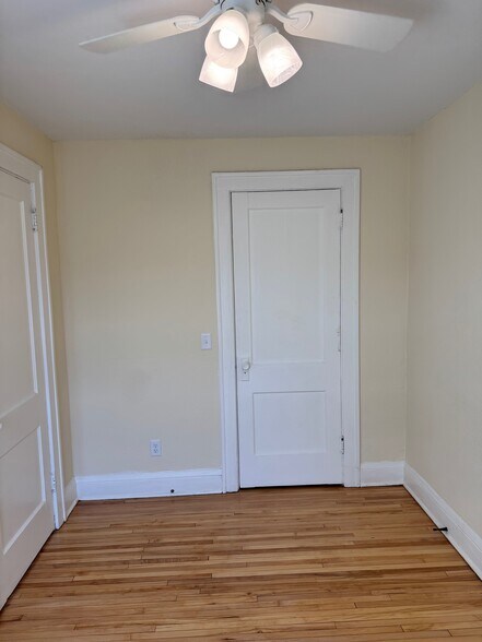 Building Photo - 1720 Ashland Ave