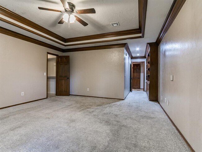 Building Photo - 1117 NW 198th St