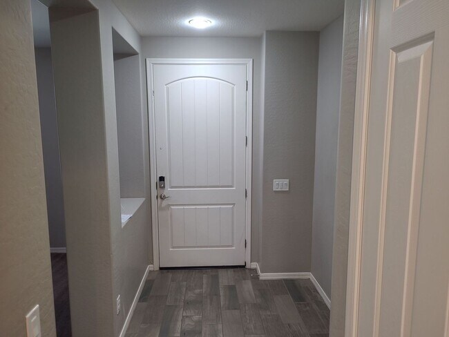 Building Photo - Exceptional Cooley Station Rental: 3-Bed, 2-Bath Home with Office/Den, Gourmet Kitchen, and Commu...