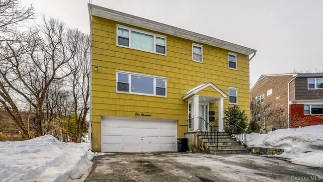 Building Photo - 100 E Sunnyside Ln