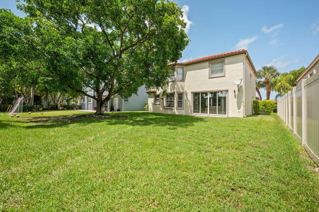 Building Photo - 9058 Alexandra Cir