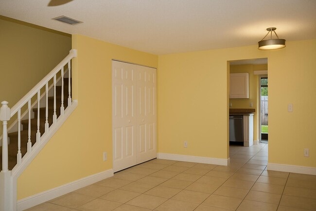 Building Photo - 416 Georgian Park Dr