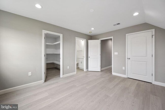 Building Photo - 2253 Papermill Rd