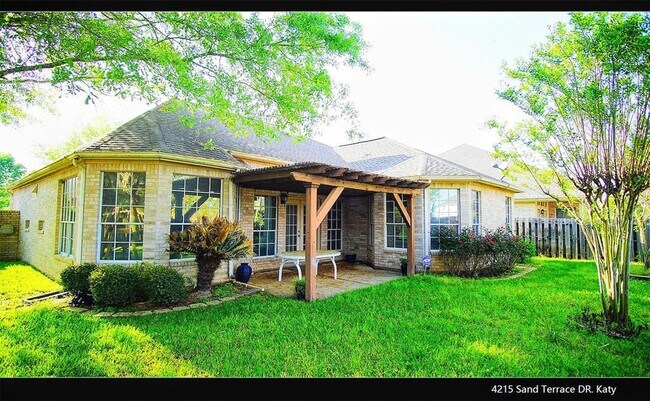 Building Photo - 4215 Sand Terrace Dr