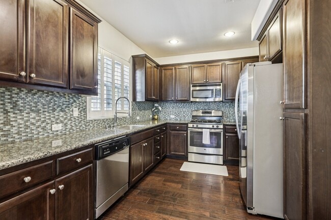 Building Photo - 5010 Barrenstar Way