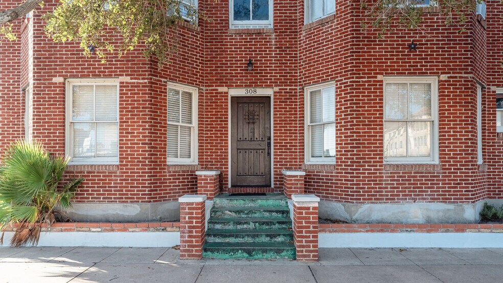 Building Photo - 308 Power St