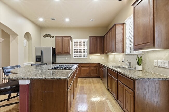 Building Photo - 7932 Stoneyway Dr