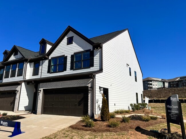 Building Photo - 180 Climbing Ivy Cir
