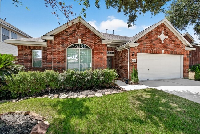 Building Photo - 16719 Bishop Knoll Ln