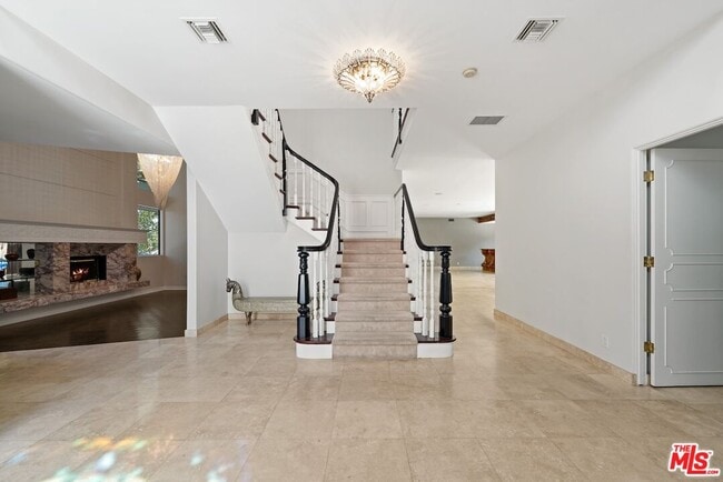 Building Photo - 15656 Crownridge Pl