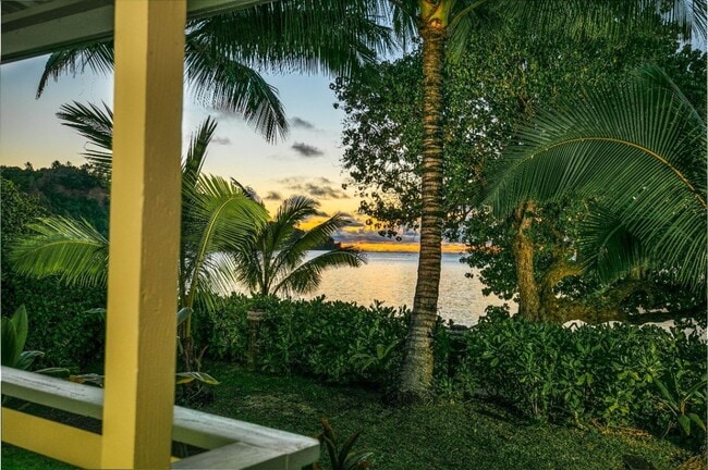 Building Photo - Furnished Anini Beach Front House 2 Bedrooms + Loft