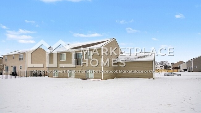 Building Photo - 4648 Quaker Hill Dr SE