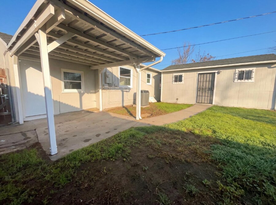 Building Photo - 3910 Ivy St