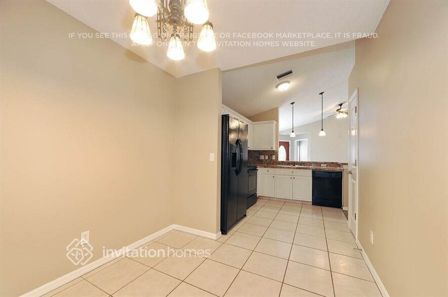 Building Photo - 818 Cape Cod Cir