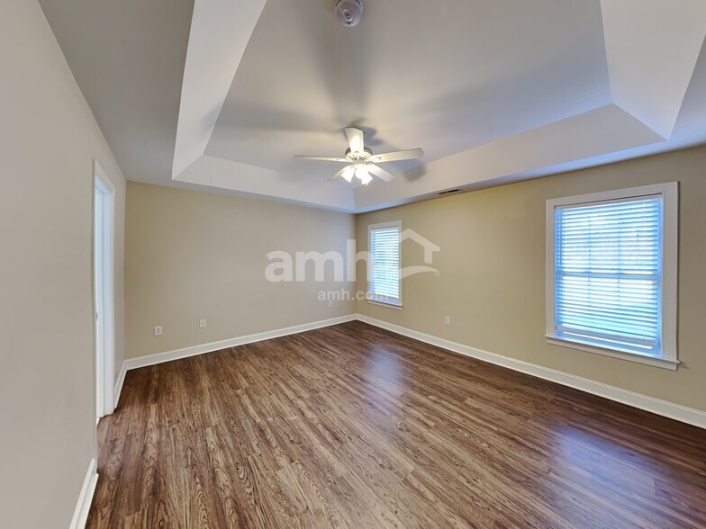 Building Photo - 2003 Monaco Ct