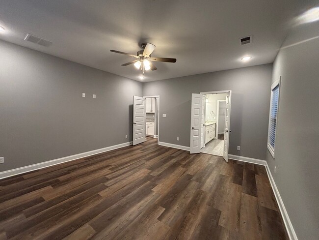 Building Photo - 9991 Messana St