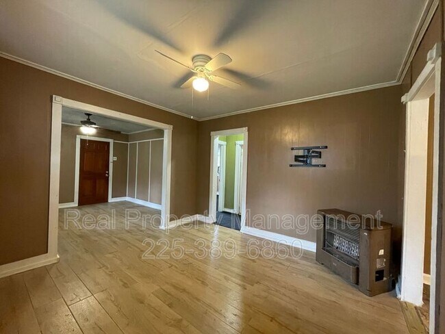 Building Photo - 37363 Cornerview Rd