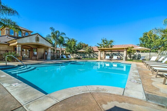 Building Photo - 813 Jasmine Parke Dr