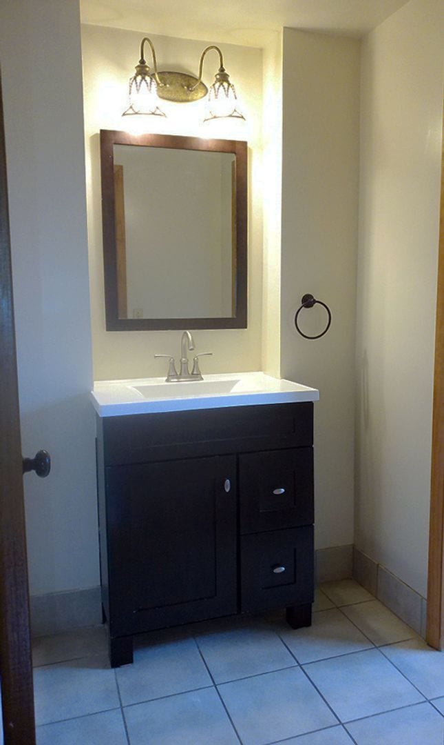 Building Photo - AVAILABLE 7/1/26 - Beautiful 5 Bedroom Sin...