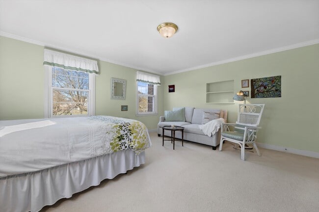 Building Photo - 5457 N Berkeley Blvd