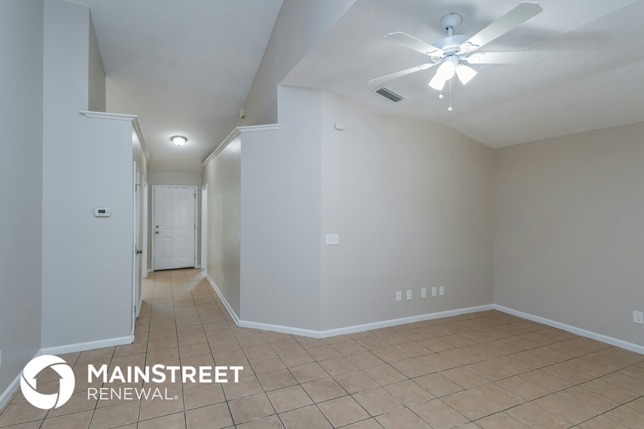 Building Photo - 579 Charles Pinckney St