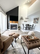 Building Photo - 2818 Davison Ave