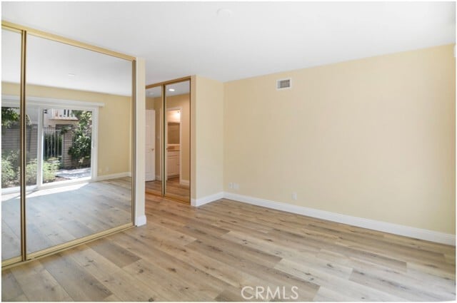 Building Photo - 55 Oak Tree Ln