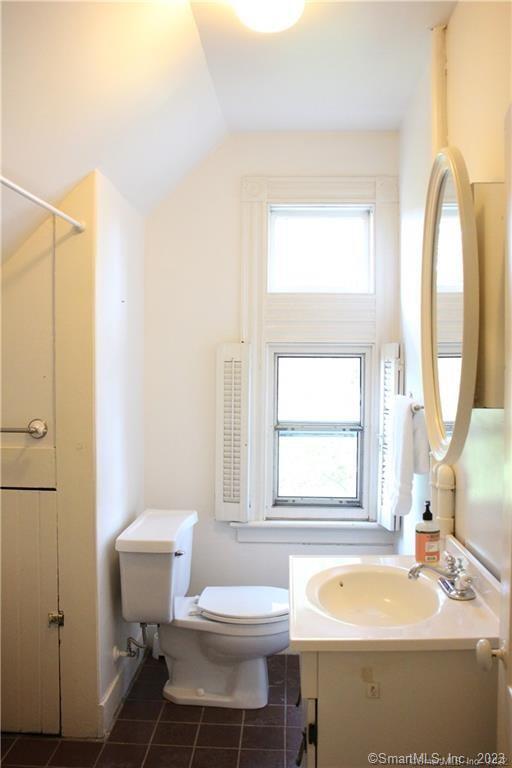 Building Photo - 45 Trumbull St