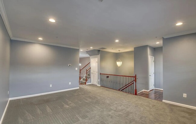 Building Photo - 4906 Small Gains Wy