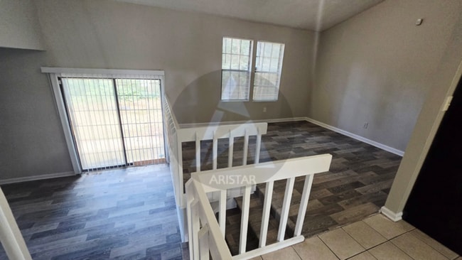 Building Photo - 3968 Wood Path Dr
