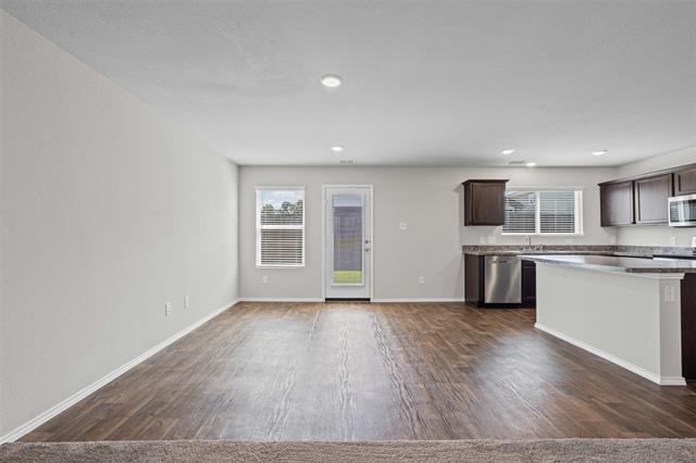 Building Photo - 628 Mayfield Dr