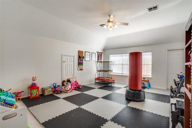 Building Photo - 1403 Greenbriar Dr