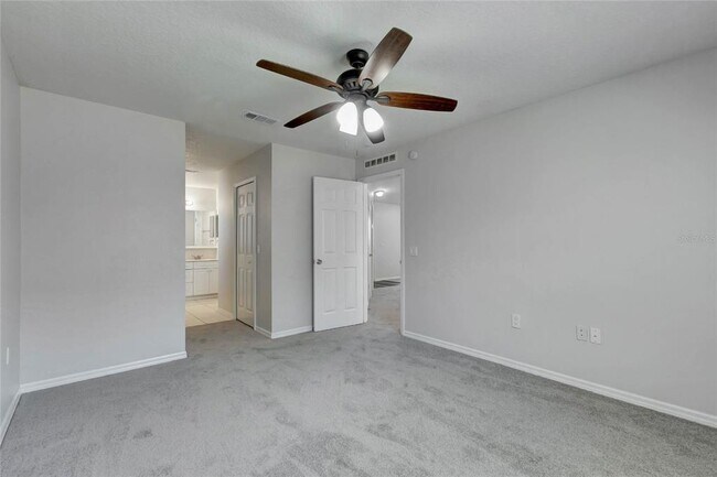 Building Photo - 849 Jarnac Dr