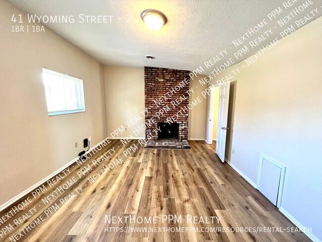 Building Photo - 41 Wyoming St