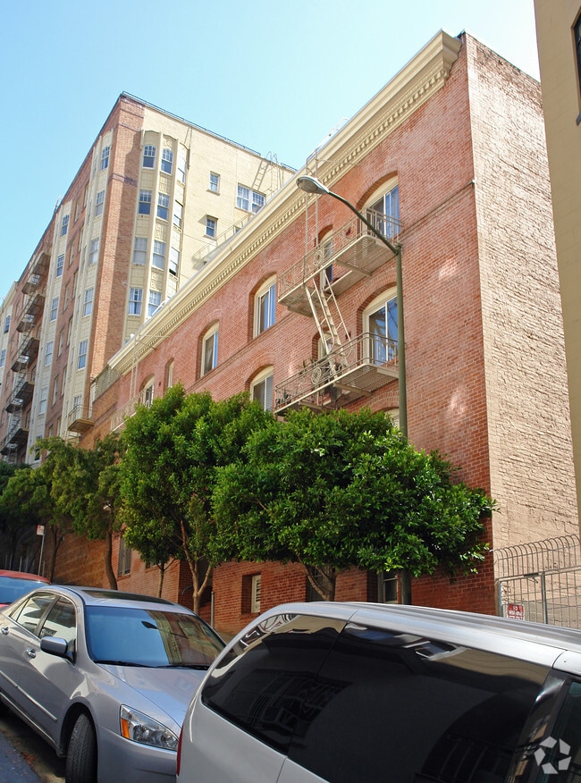 Primary Photo - 50 Joice