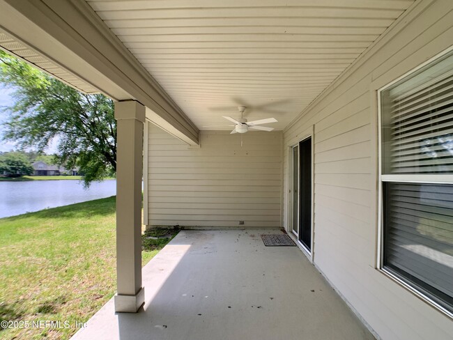 Building Photo - 1213 Harbour Town Dr