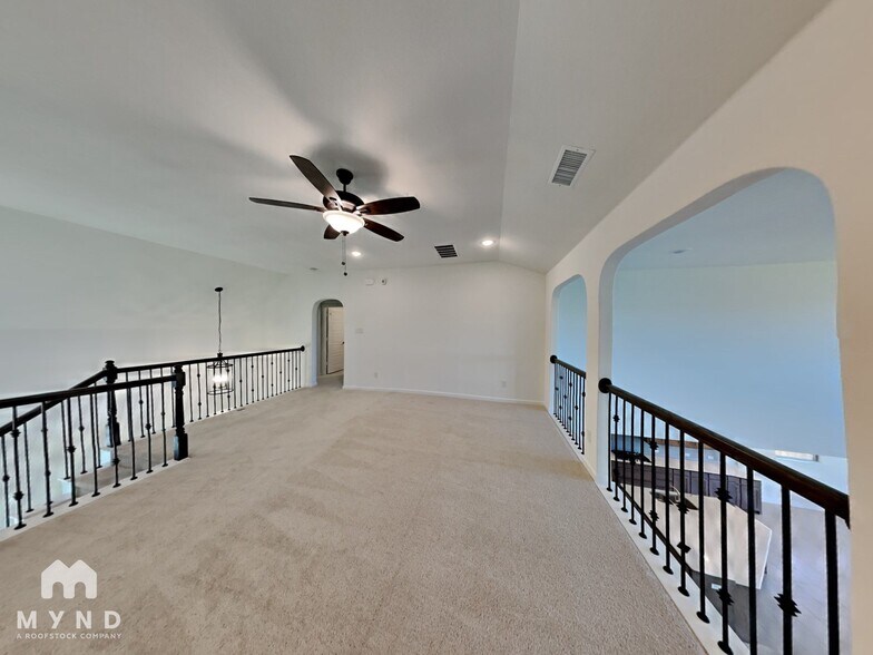 Building Photo - 12108 Buffalo Hills Dr