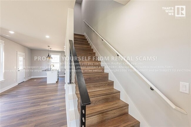 Building Photo - 1039 S Laramie Hts