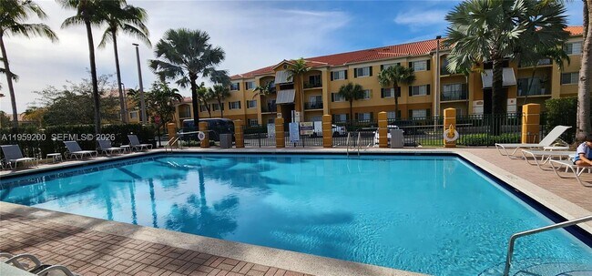 Building Photo - 7360 NW 114th Ave