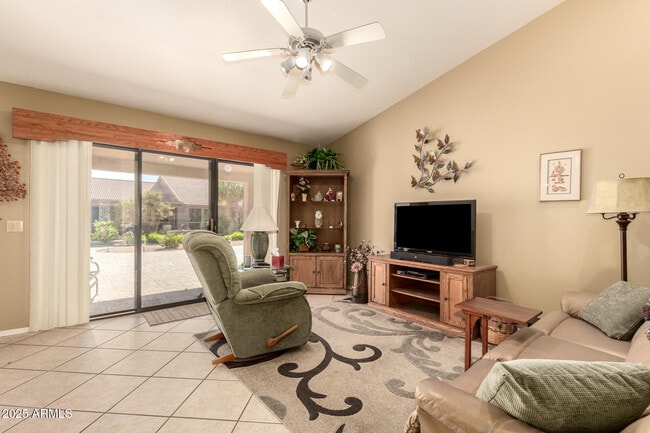 Building Photo - 9559 E Sunburst Dr