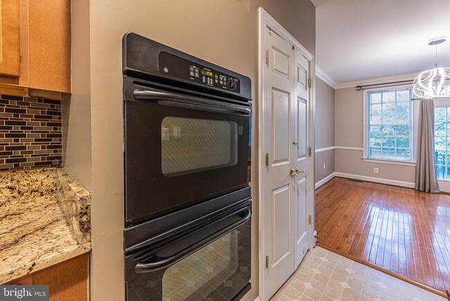 Building Photo - 117 Herndon Mill Cir