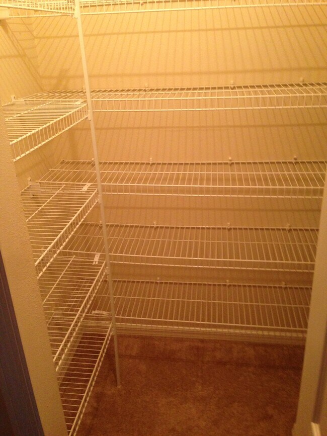 Huge Pantry - 4864 Tangerine Ave